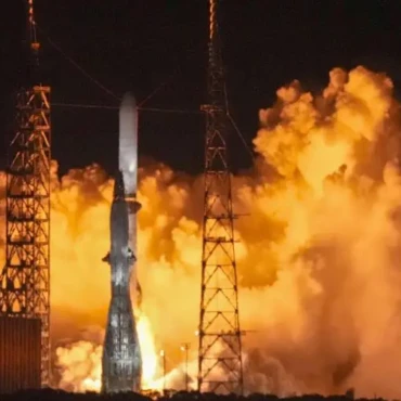 blue-origin-se-alza-en-su-primer-vuelo-de-prueba--focus-0-0-896-504